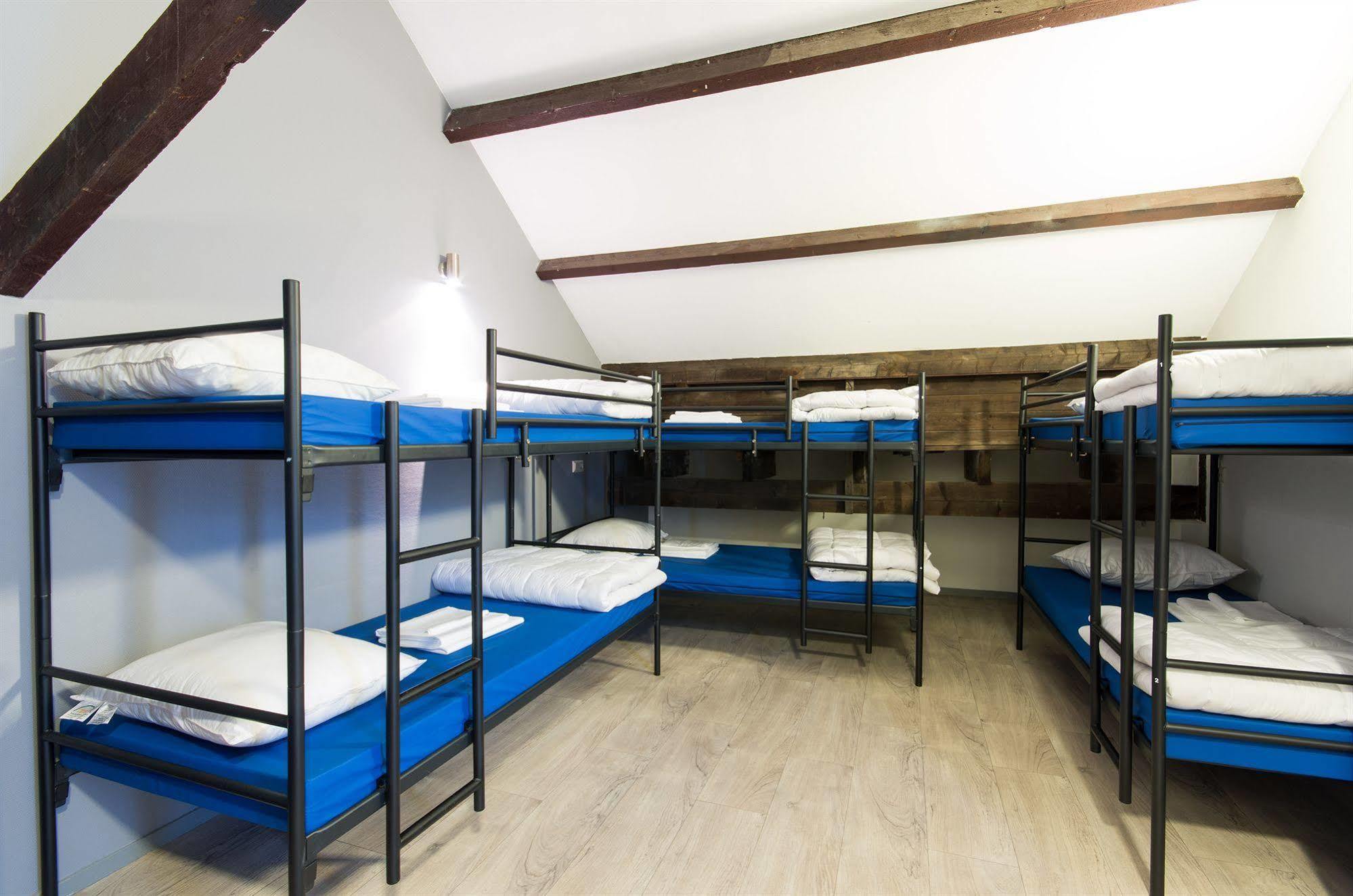 Hostel Kings